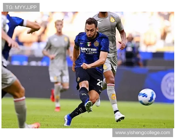 西安足球队在欧锦赛积分榜上以76分稳居第一名展现强劲实力